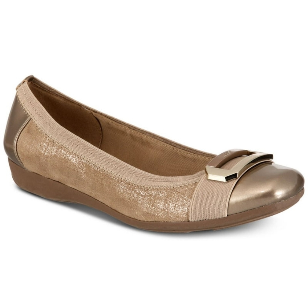 Anne Klein Sport Women's Gold Metallic Heels Size 6 M US